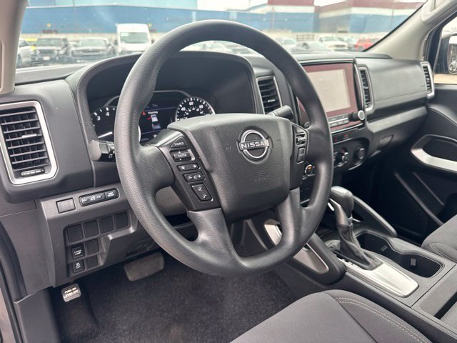 Used 2023 Nissan Frontier SV RWD image 16
