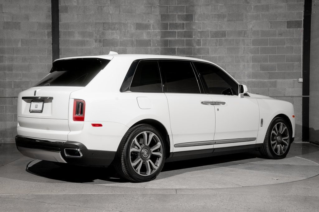 Used 2023 Rolls-Royce Cullinan AWD/4WD image 8