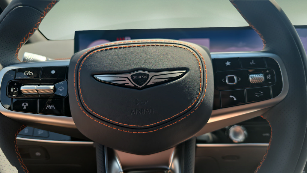 New 2026 Genesis GV70 2.5T Sport Prestige AWD/4WD image 17
