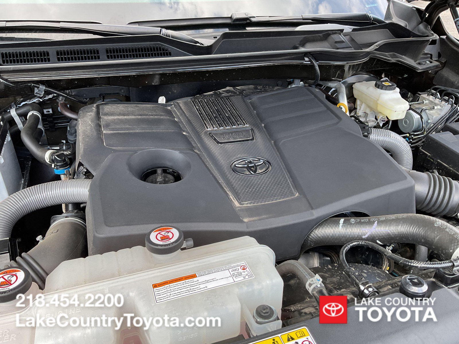 Used 2025 Toyota Tundra 1794 Edition w/ TRD Off-Road Package AWD/4WD image 33
