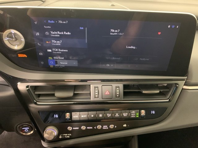 Used 2025 Lexus ES 300h F Sport w/ Accessory Package (Z2) image 24