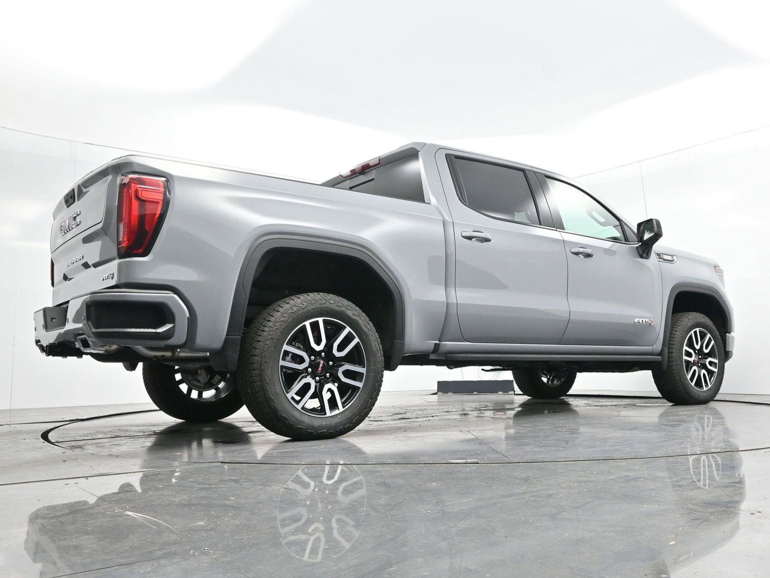 Used 2025 GMC Sierra 1500 AT4 w/ AT4 Premium Package image 52