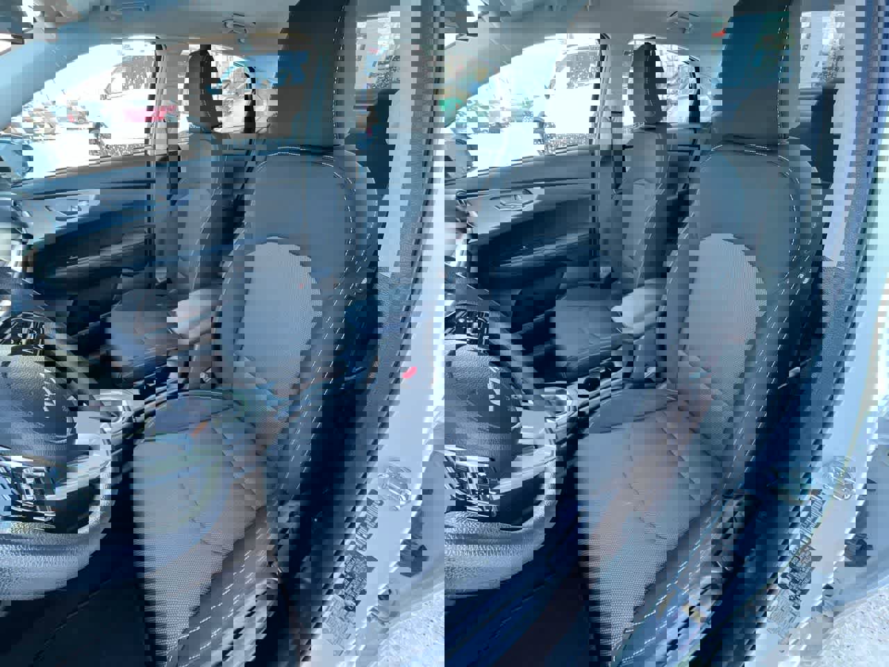 Certified 2022 Kia Forte LXS image 11