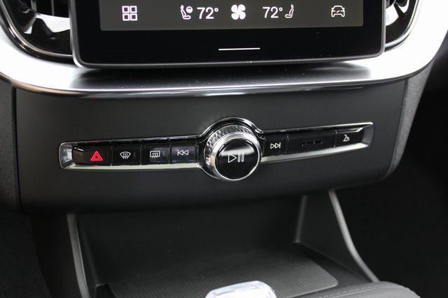 New 2026 Volvo XC90 B6 Ultra w/ Protection Package Premier image 26