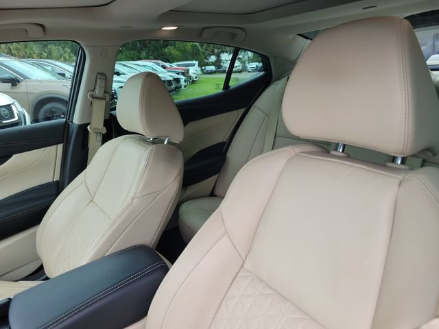 Used 2021 Nissan Maxima Platinum w/ Sport Mat Group FWD image 17