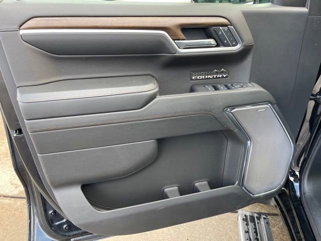 Used 2024 Chevrolet Silverado 1500 High Country w/ High Country Premium Package image 25