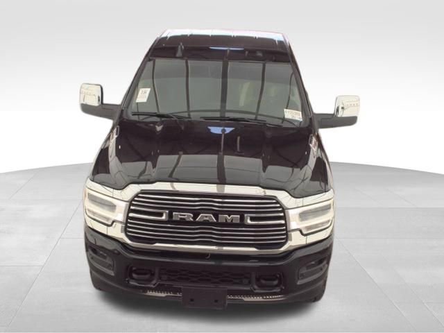 Used 2024 RAM 2500 Laramie AWD/4WD image 2