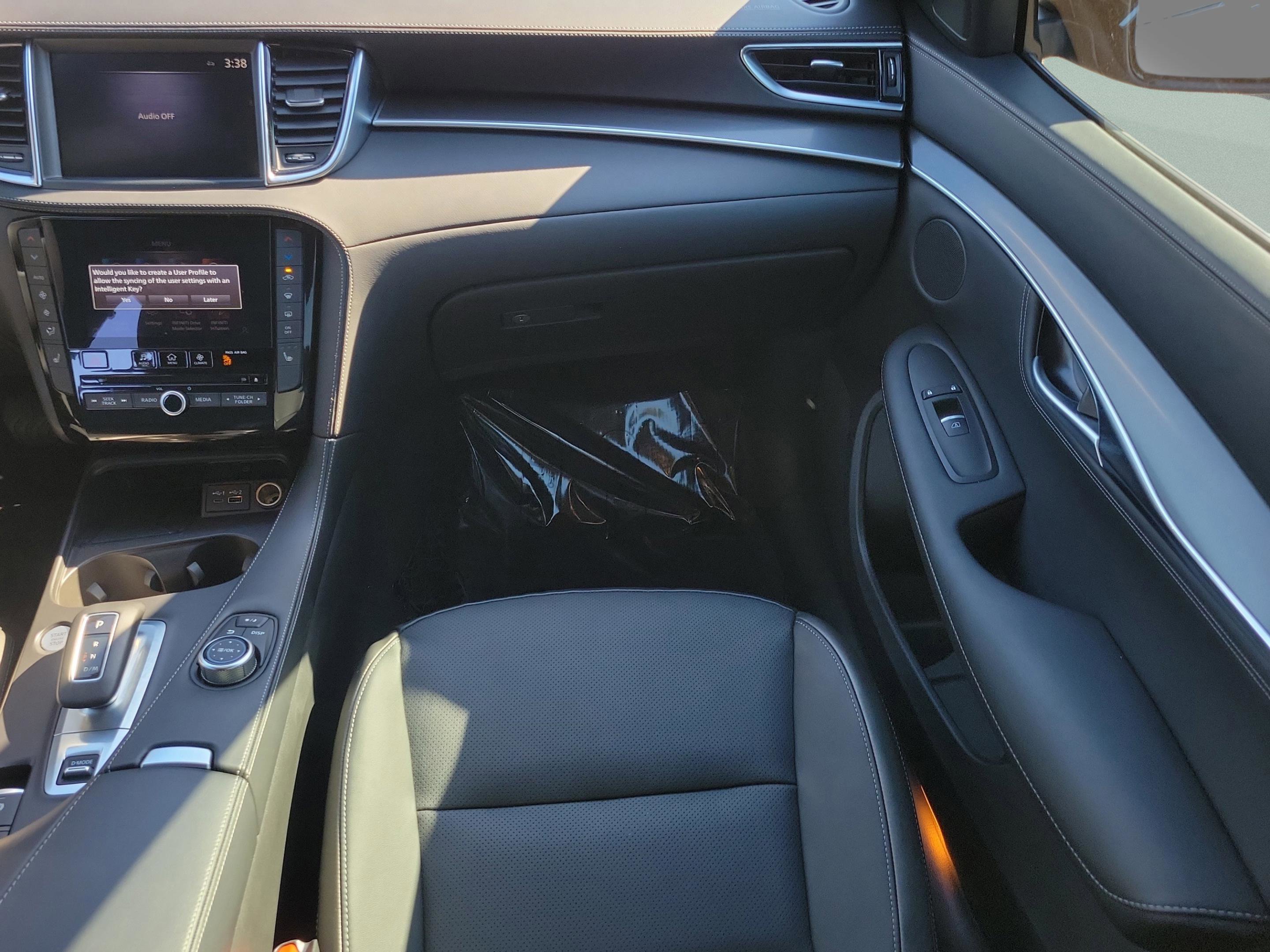 Certified 2025 INFINITI QX55 Luxe w/ Cargo Package image 11