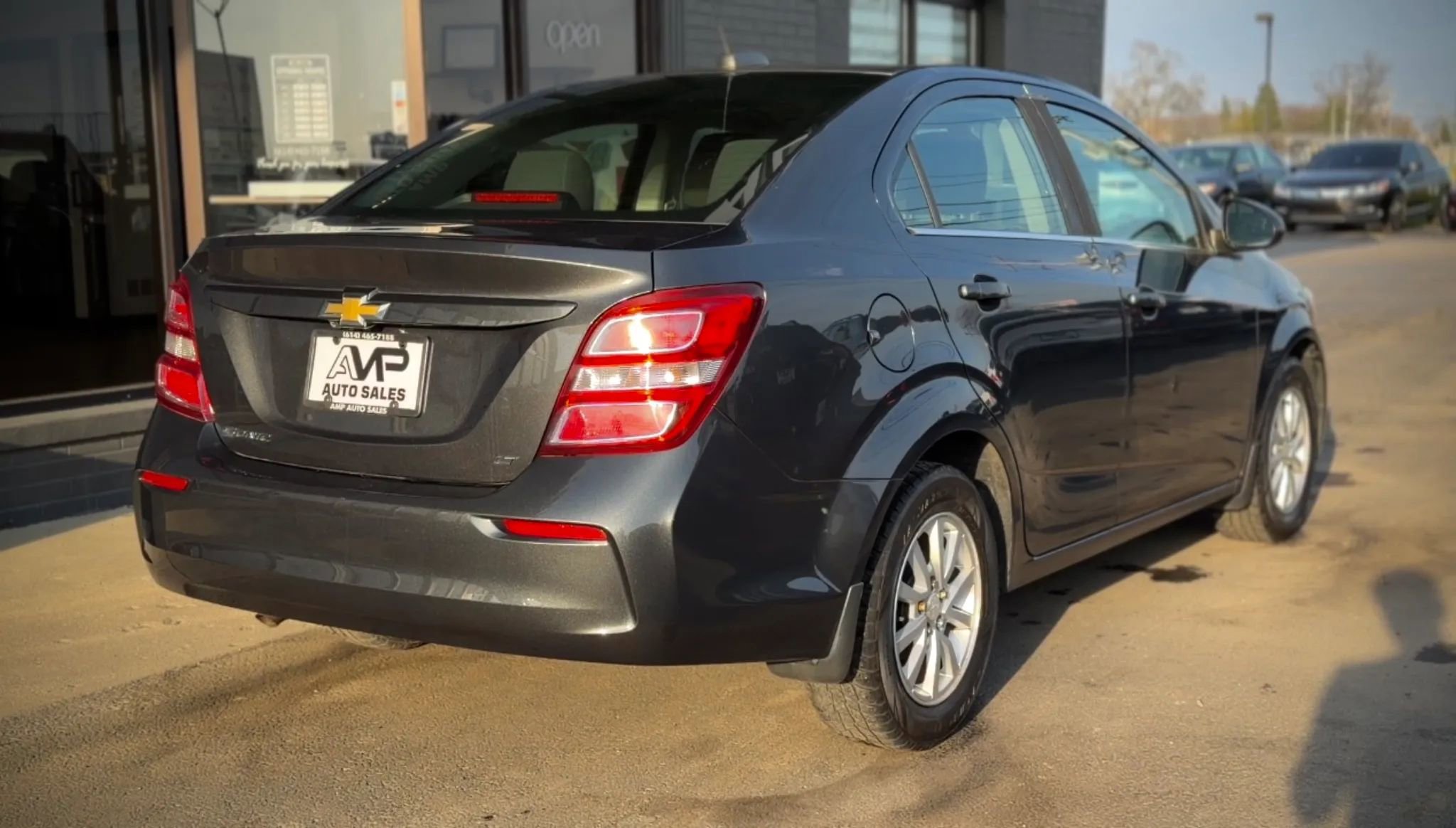 Used 2017 Chevrolet Sonic LT image 2