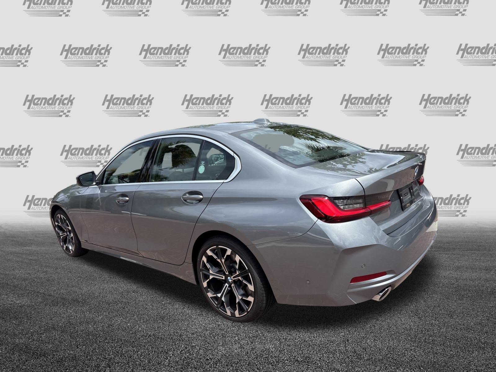 Used 2025 BMW 330i Sedan RWD image 8