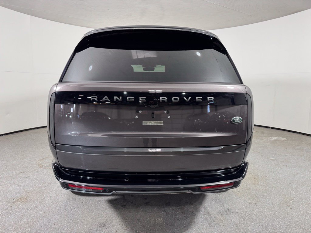Used 2023 Land Rover Range Rover Long Wheelbase First Edition AWD/4WD image 7