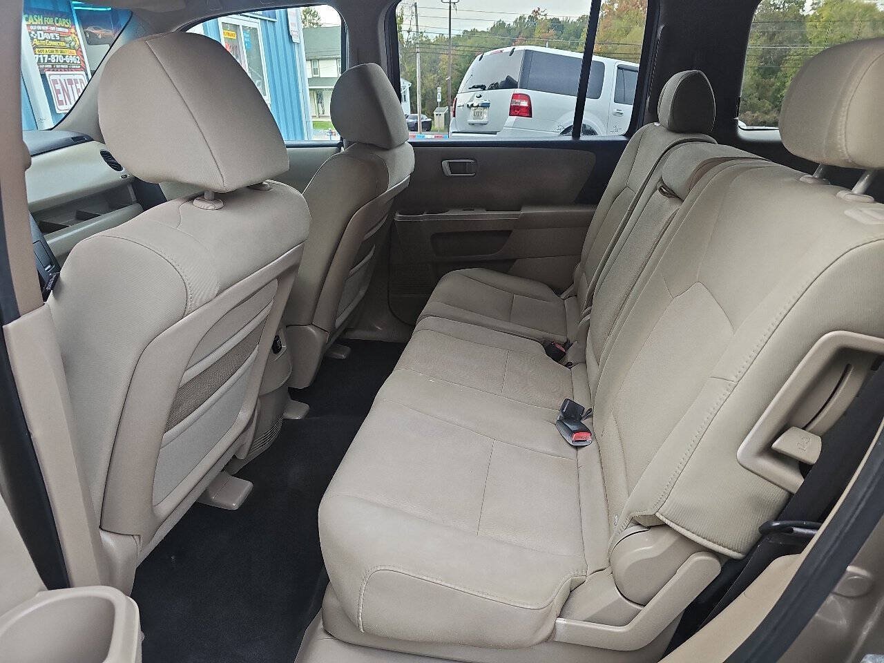 Used 2011 Honda Pilot LX image 14