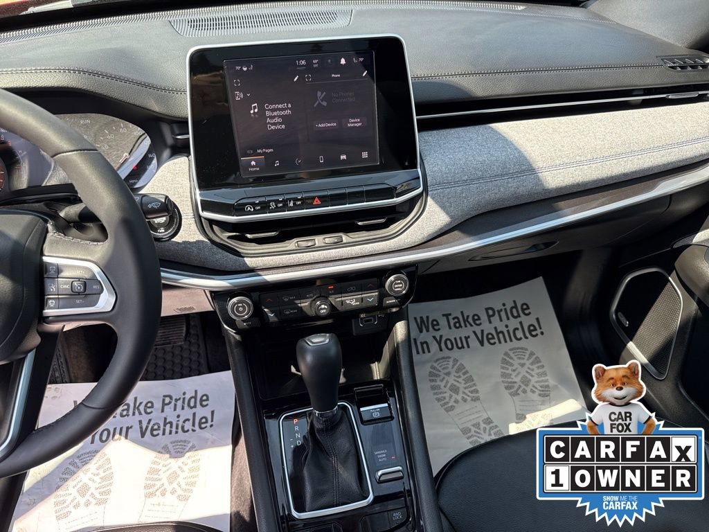 Certified 2025 Jeep Compass Latitude w/ Sun & Sound Group image 9