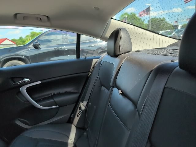 Used 2016 Buick Regal Premium w/ Driver Confidence Package #1 FWD image 9
