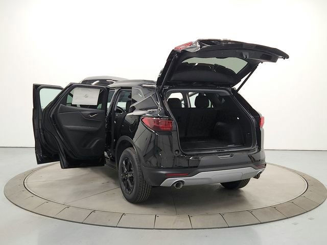 New 2026 Chevrolet Blazer LT w/ Convenience Package image 13