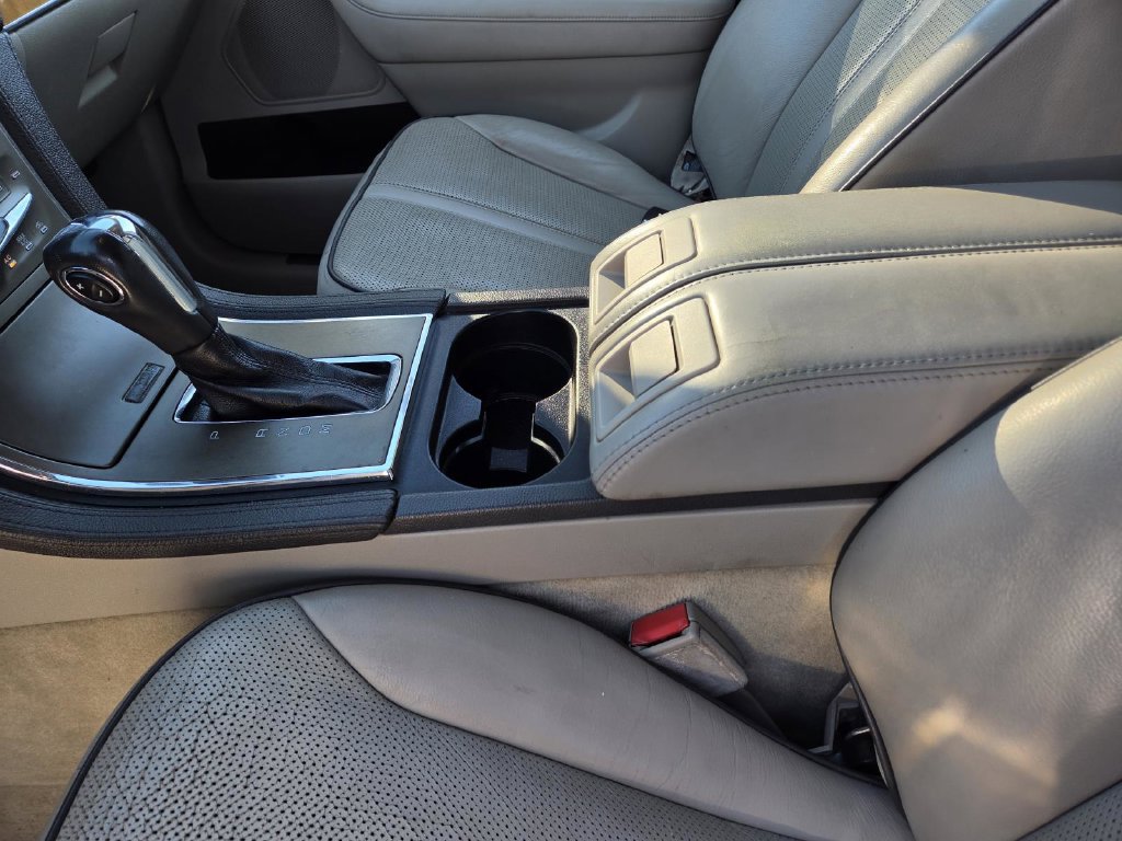 Used 2011 Lincoln MKX 2WD w/ 101A Rapid Spec Order Code image 31