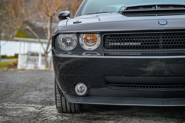 Used 2010 Dodge Challenger R/T w/ Mopar 10 Pkg RWD image 74