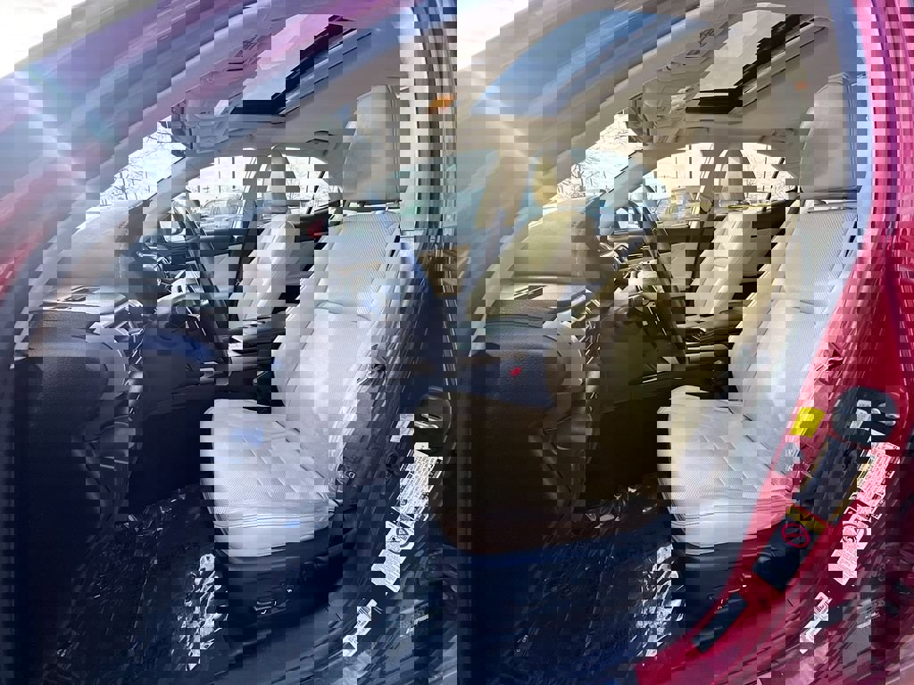 Used 2014 Lexus IS 250 250 w/ Navigation Package image 19