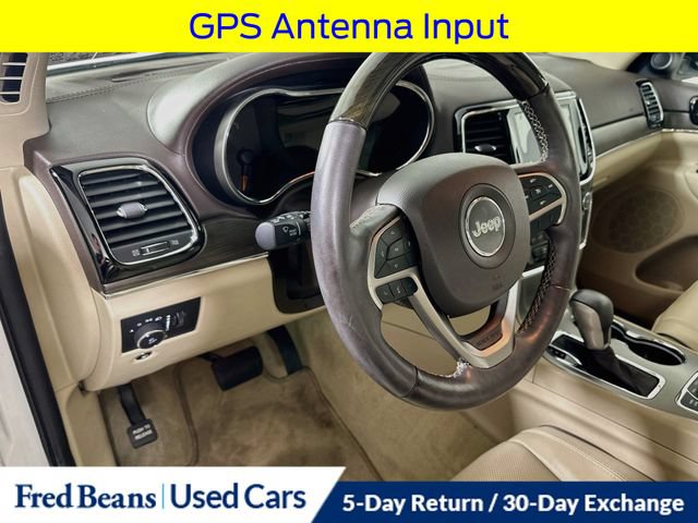 Used 2020 Jeep Grand Cherokee Overland AWD/4WD image 12