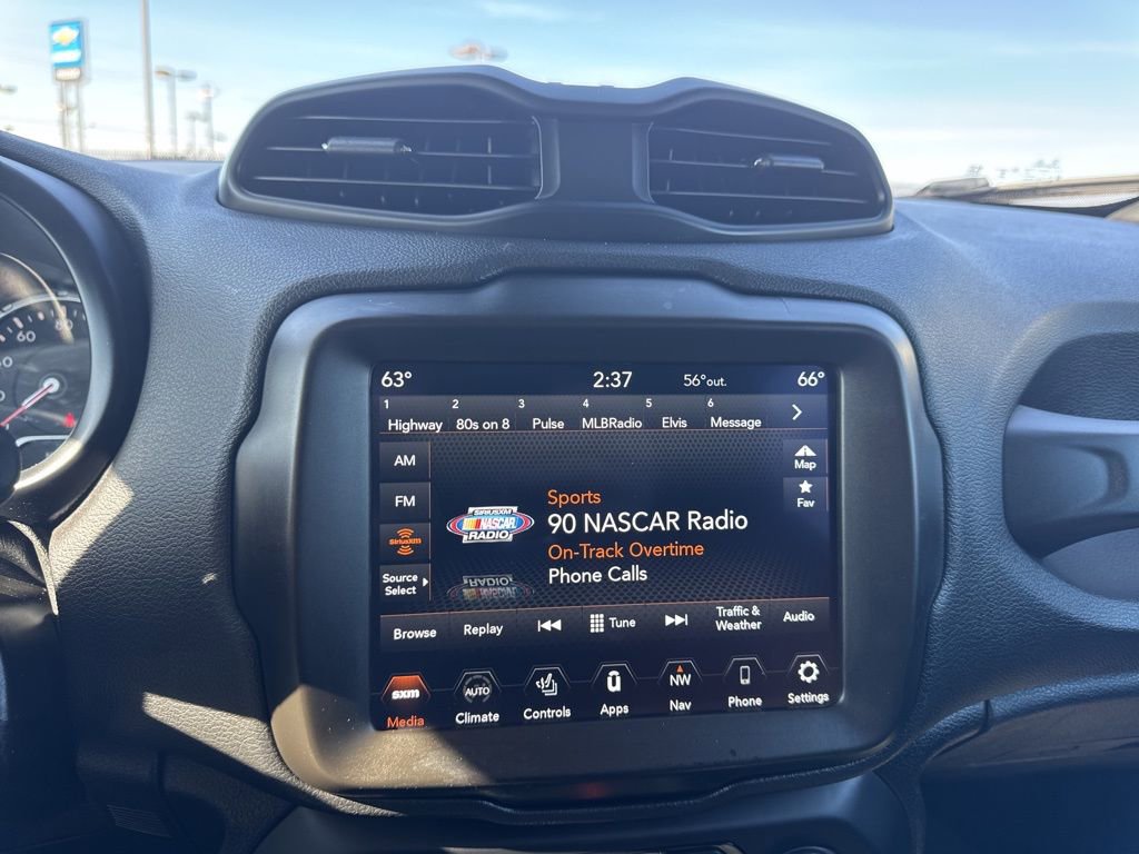 Used 2021 Jeep Renegade Limited image 31