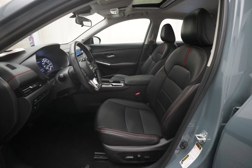 Certified 2024 Nissan Sentra SR w/ SR Premium Package FWD image 8