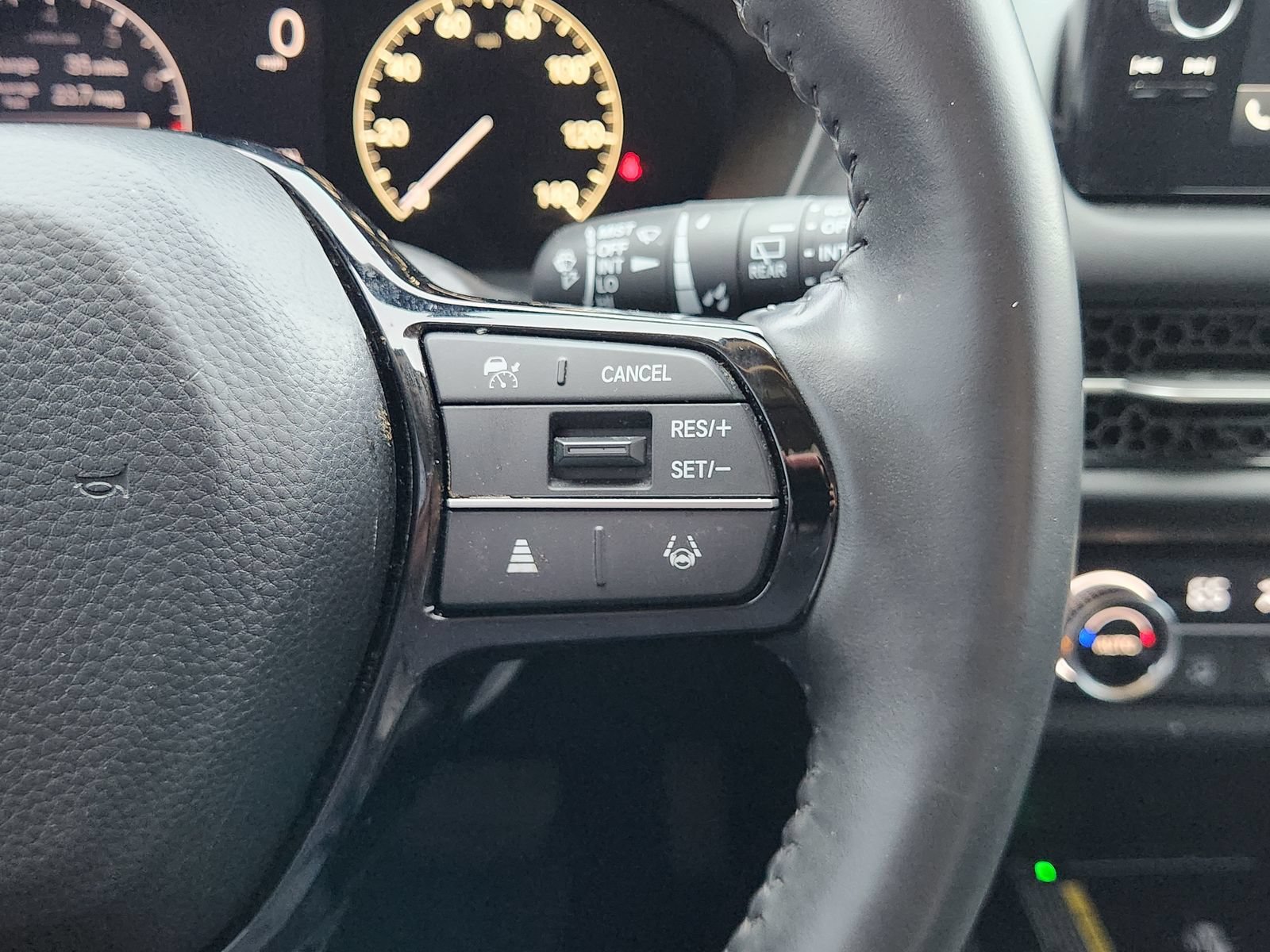 Used 2024 Honda HR-V EX-L image 34