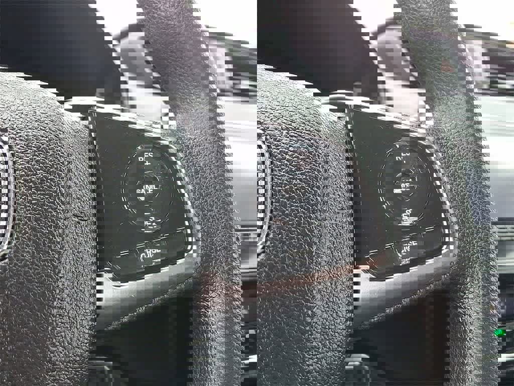 Used 2018 Honda CR-V LX image 18