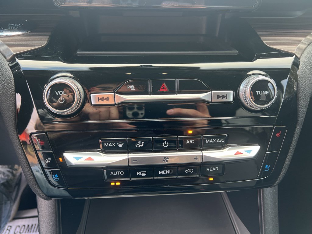 Used 2024 Ford Explorer Limited image 44