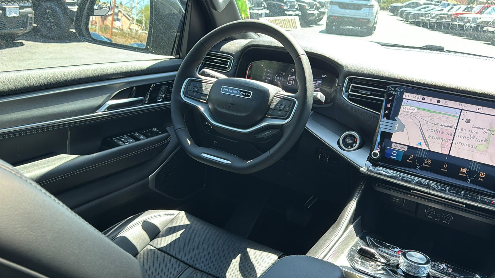 New 2026 Jeep Grand Wagoneer 4WD image 18