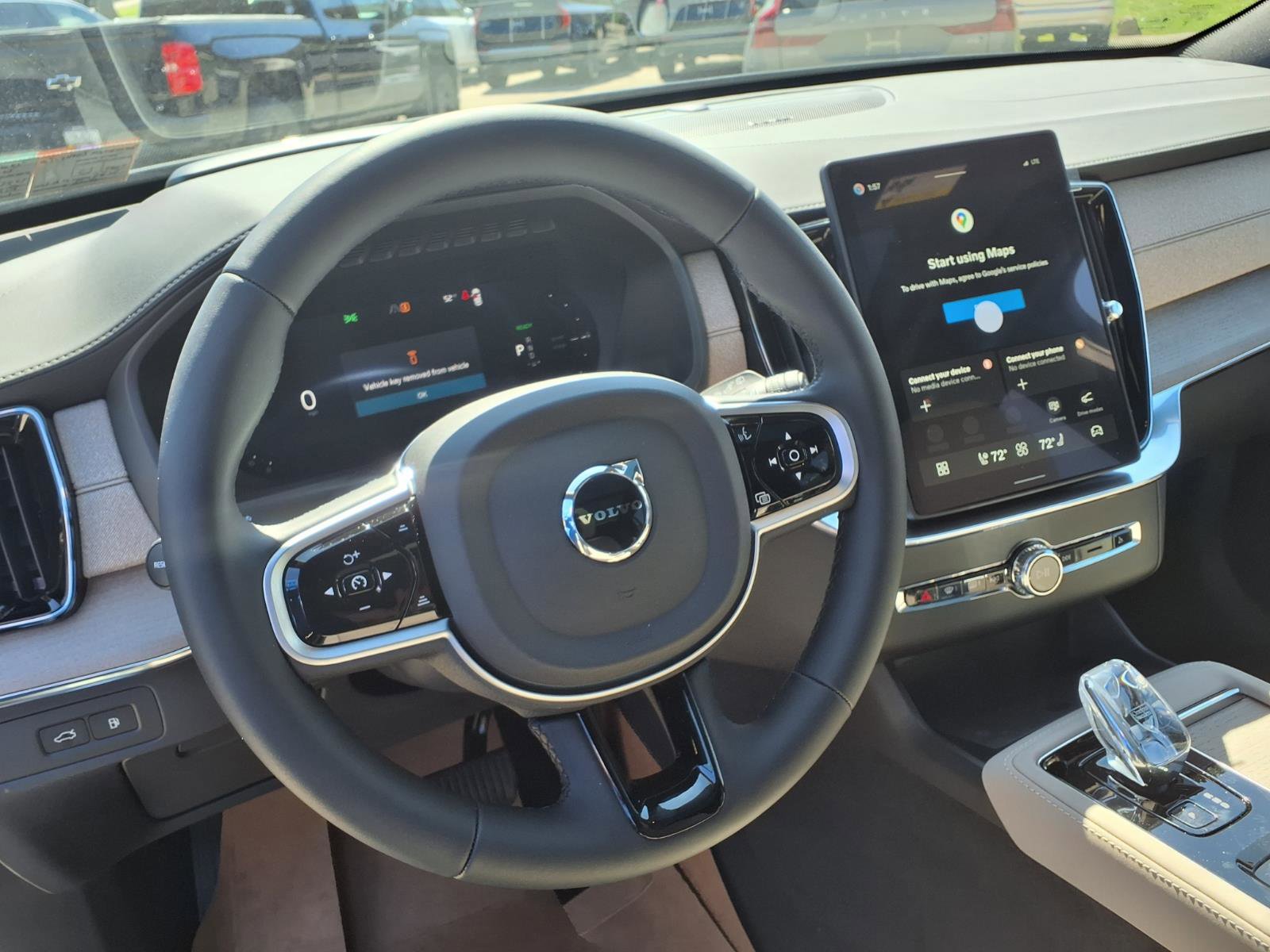 New 2026 Volvo XC90 T8 Ultra w/ Protection Package Premier image 5