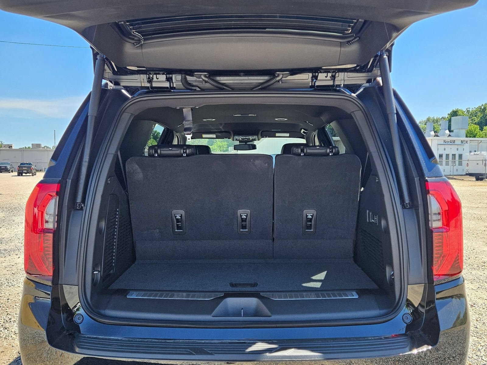 New 2026 GMC Yukon Denali AWD/4WD image 4