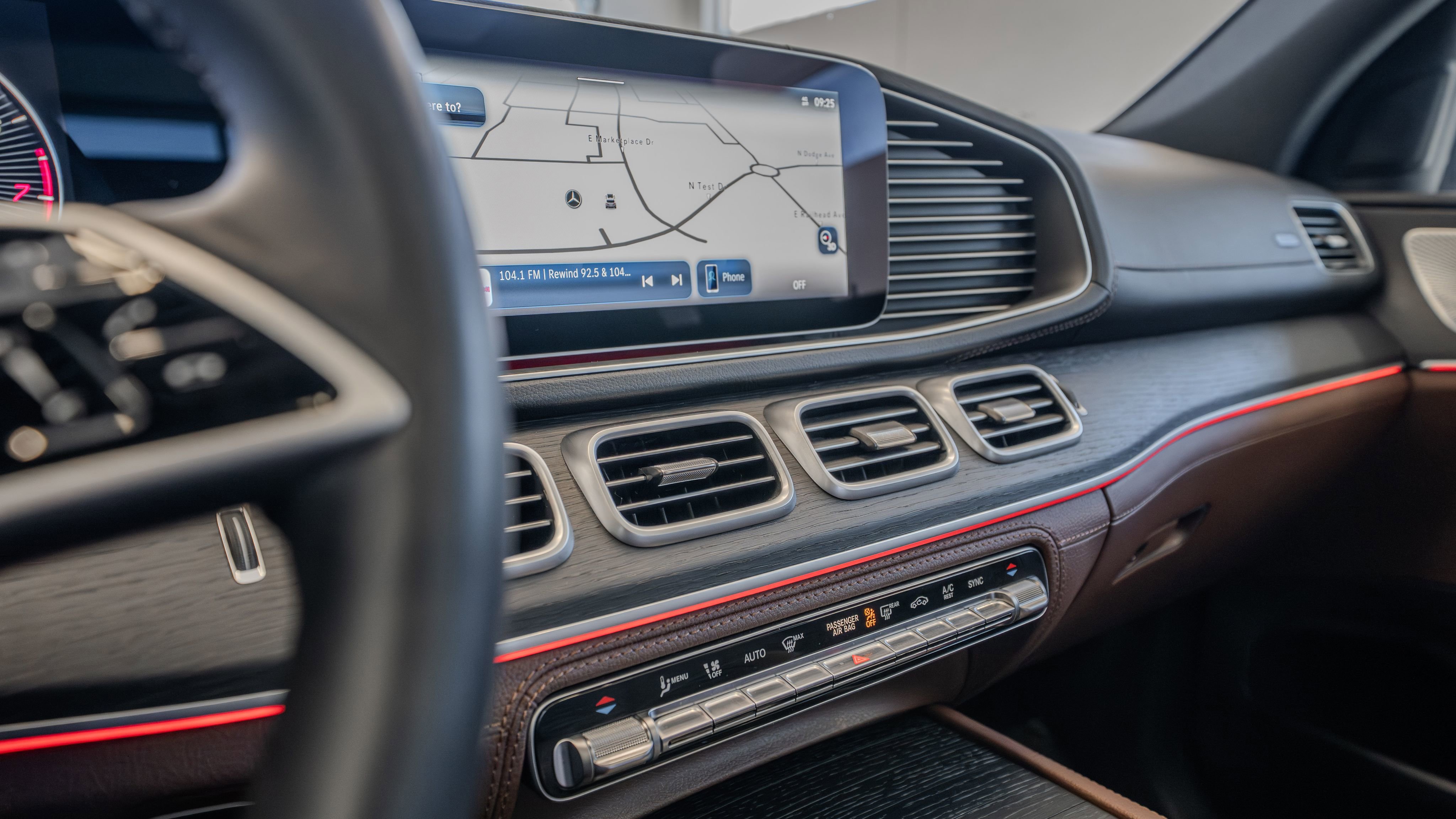 Certified 2024 Mercedes-Benz GLE 350 4MATIC image 30