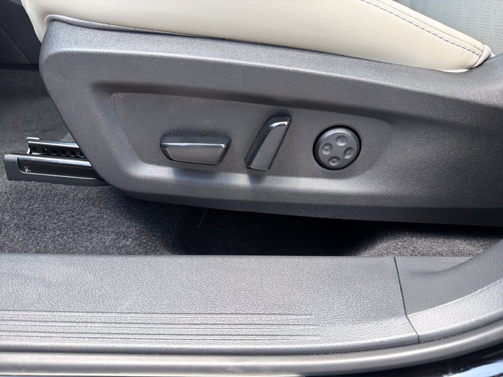 New 2026 Nissan Murano Platinum w/ Cargo Package AWD/4WD image 17