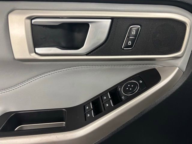 Used 2023 Ford Explorer XLT w/ Equipment Group 202A image 23
