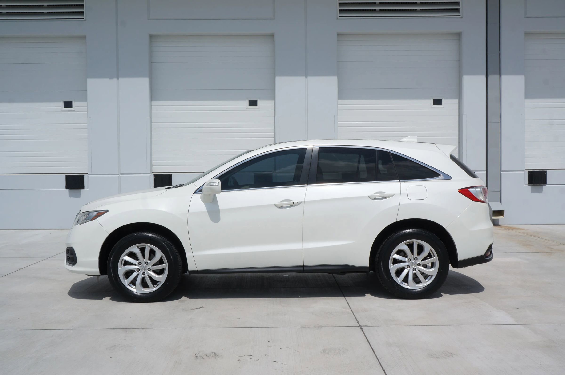 Used 2016 Acura RDX AWD w/ Technology Package image 7