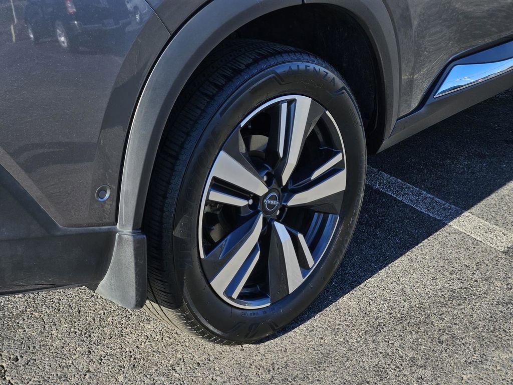 Used 2023 Nissan Rogue SL w/ SL Premium Package image 8