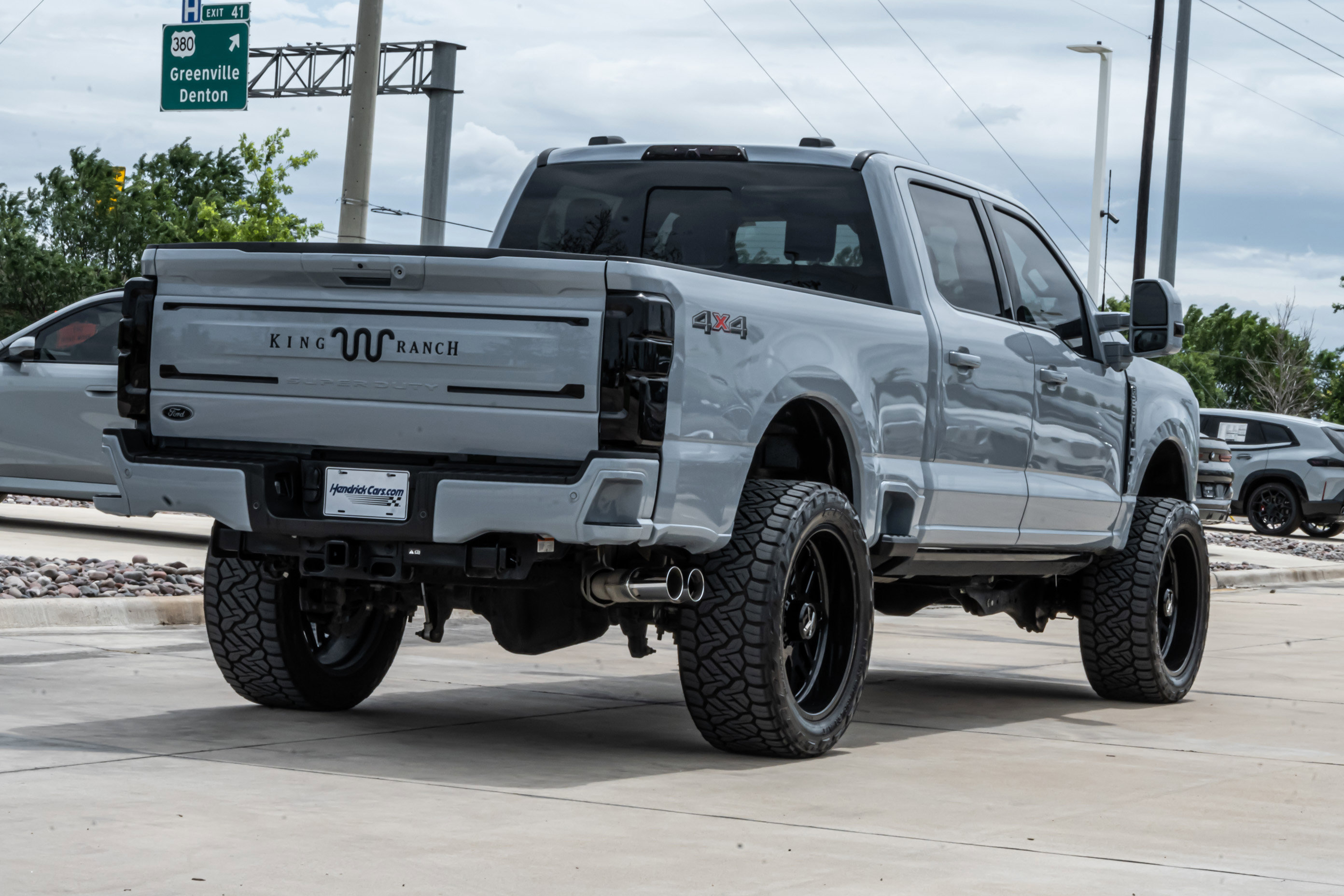 Used 2025 Ford F250 King Ranch w/ Chrome Package AWD/4WD image 9