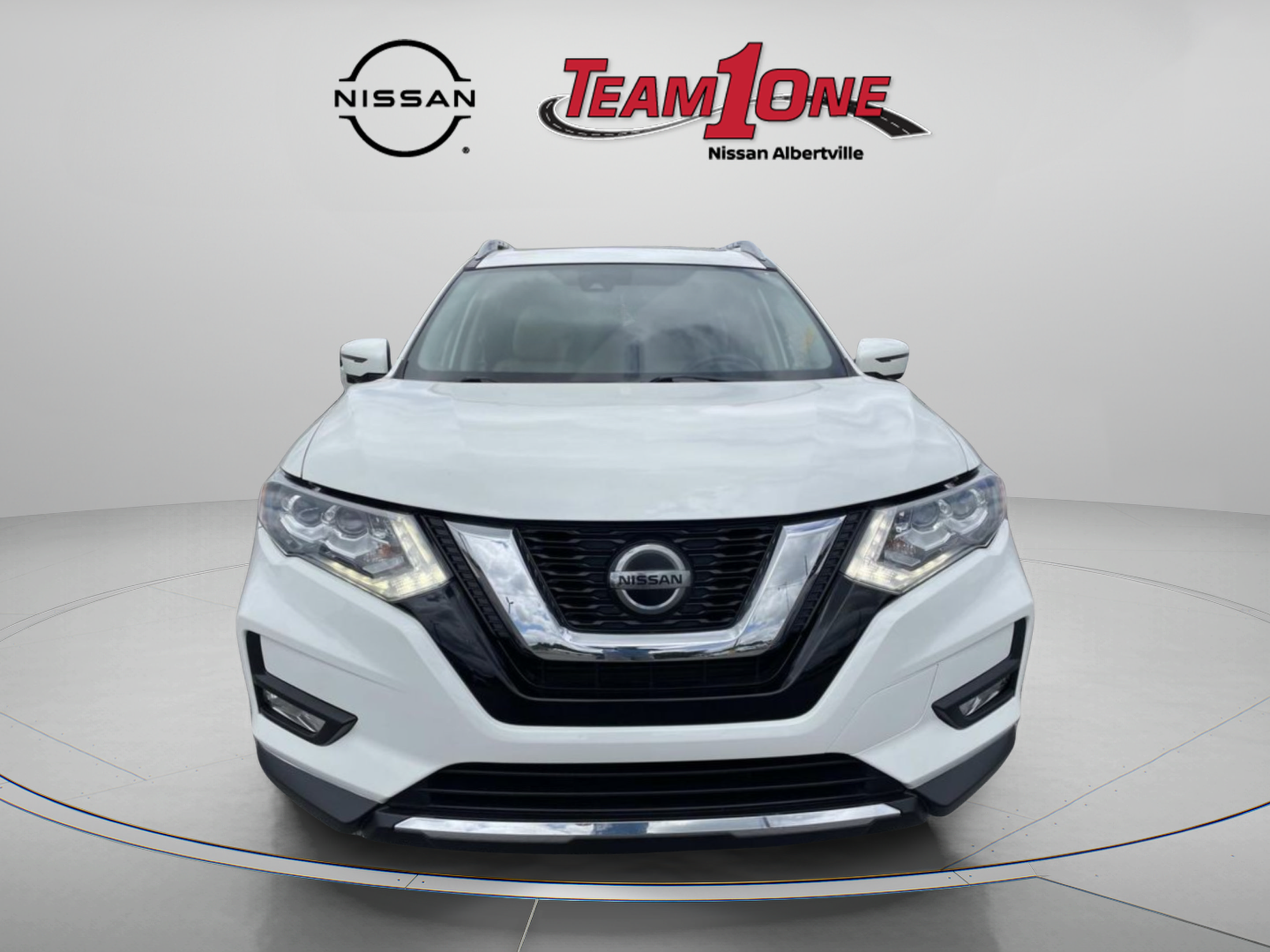 Used 2020 Nissan Rogue SL w/ Premium Package FWD image 2