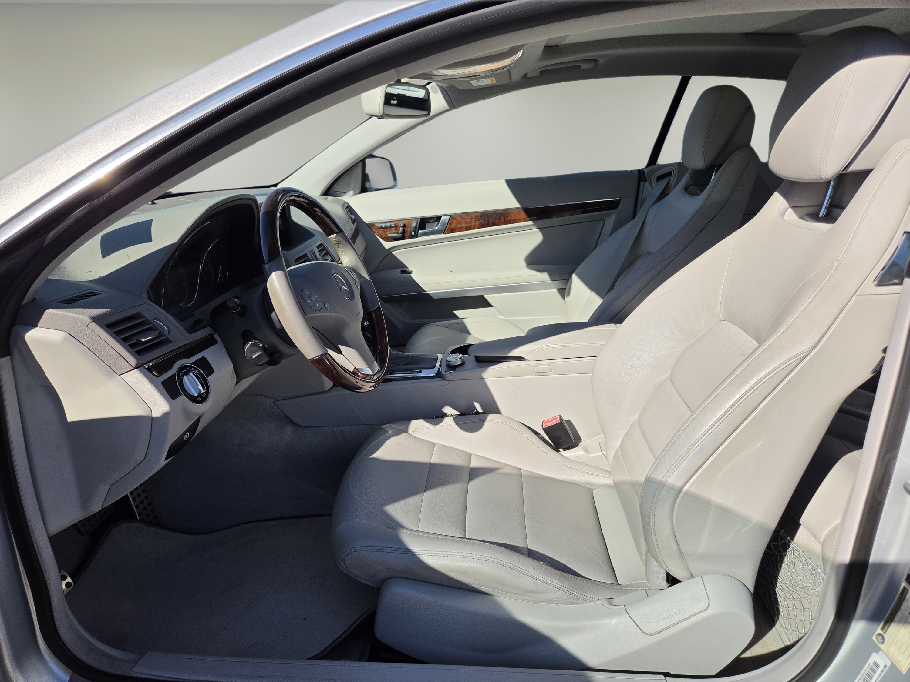 Used 2010 Mercedes-Benz E 350 Coupe image 10