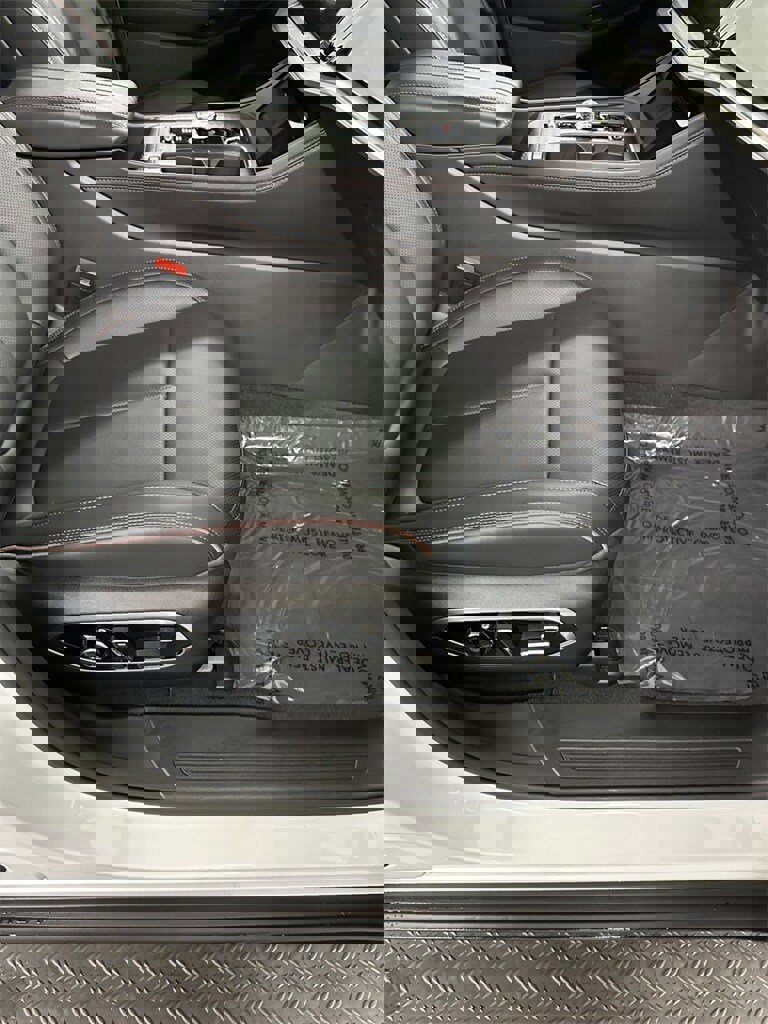 Used 2024 Jeep Wagoneer Launch Edition image 47