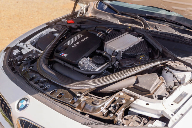 Used 2015 BMW M4 Convertible image 34