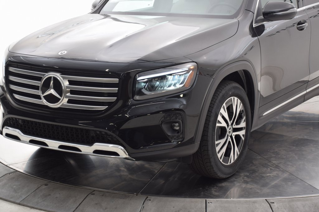 New 2025 Mercedes-Benz GLB 250 image 10