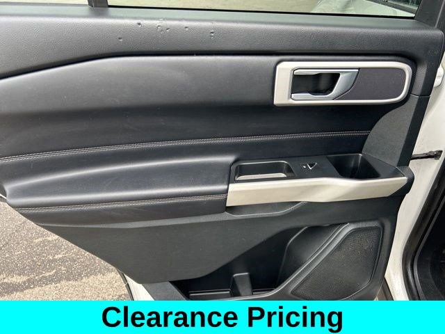 Used 2021 Ford Explorer XLT image 38
