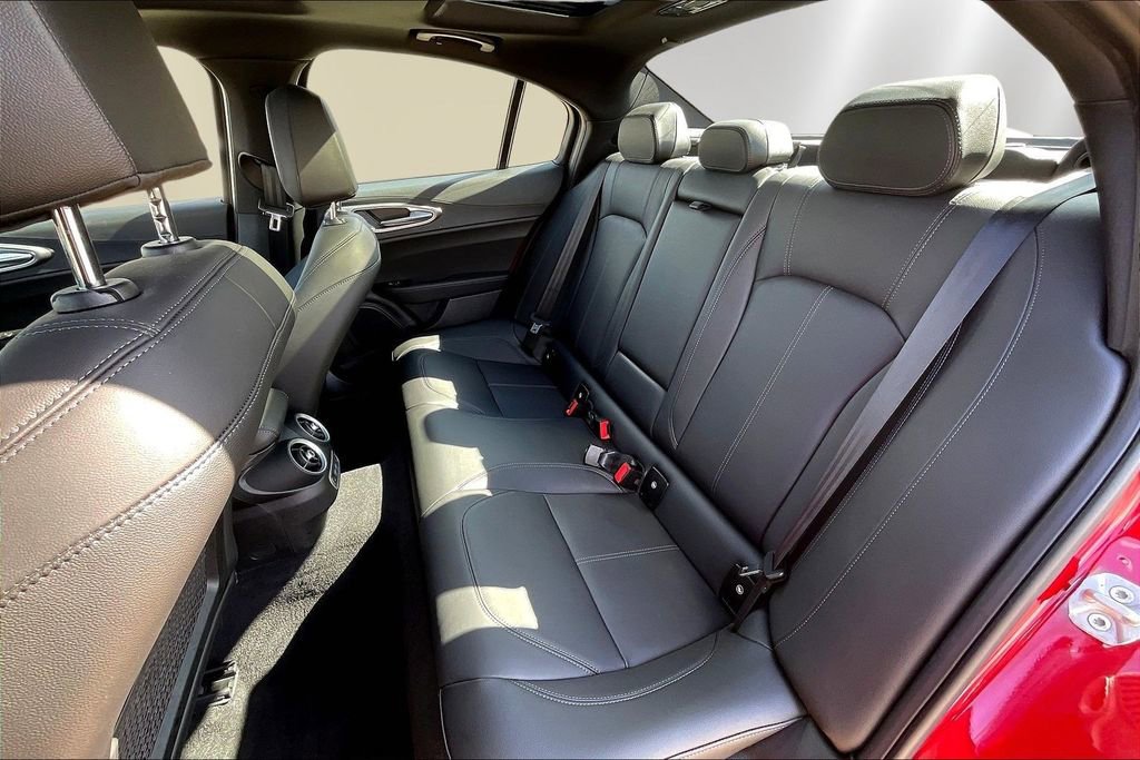 Used 2024 Alfa Romeo Giulia Ti image 22
