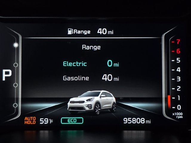 Used 2020 Kia Niro EX Premium FWD image 32