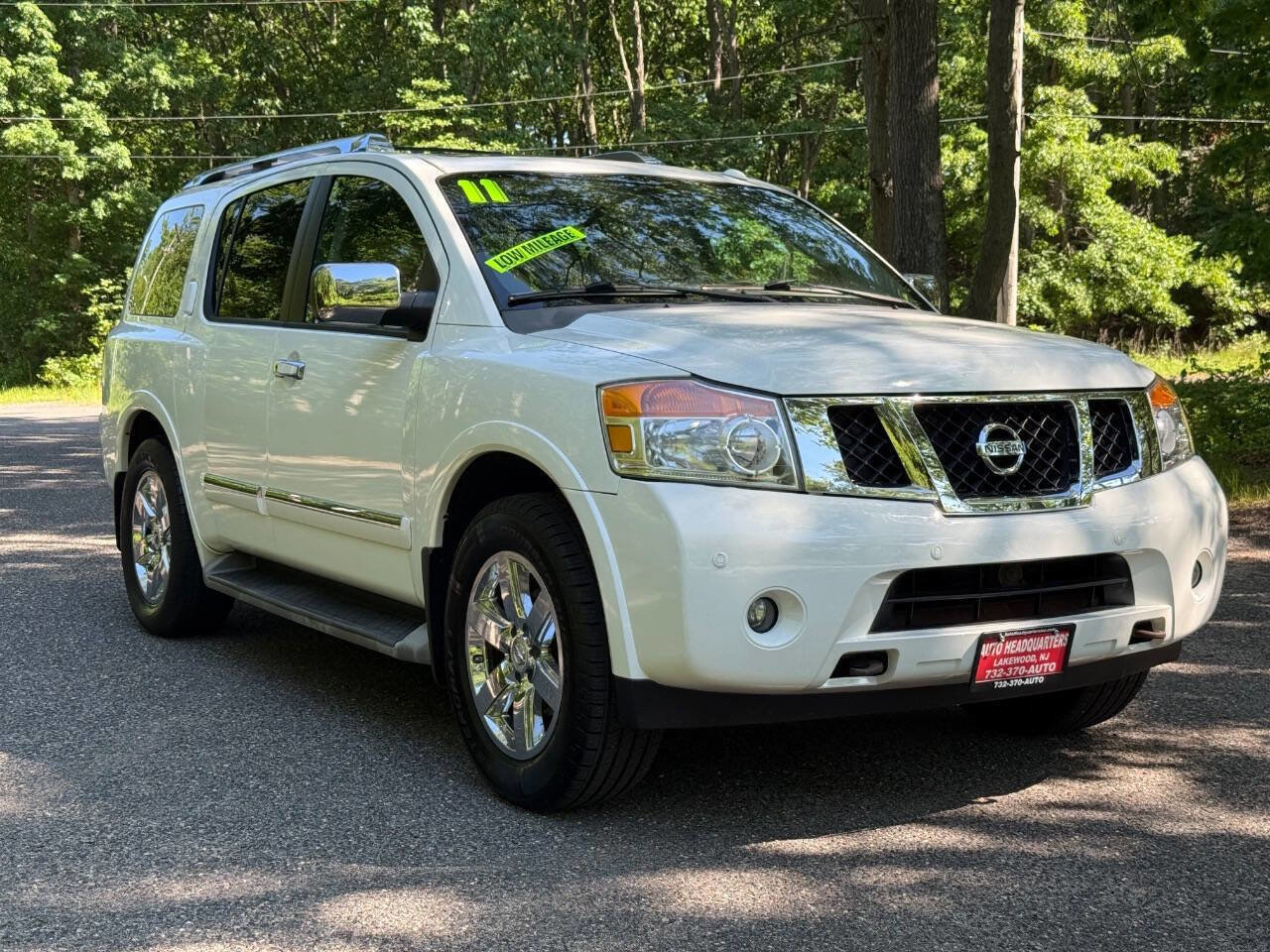 Used 2011 Nissan Armada Platinum AWD/4WD image 3