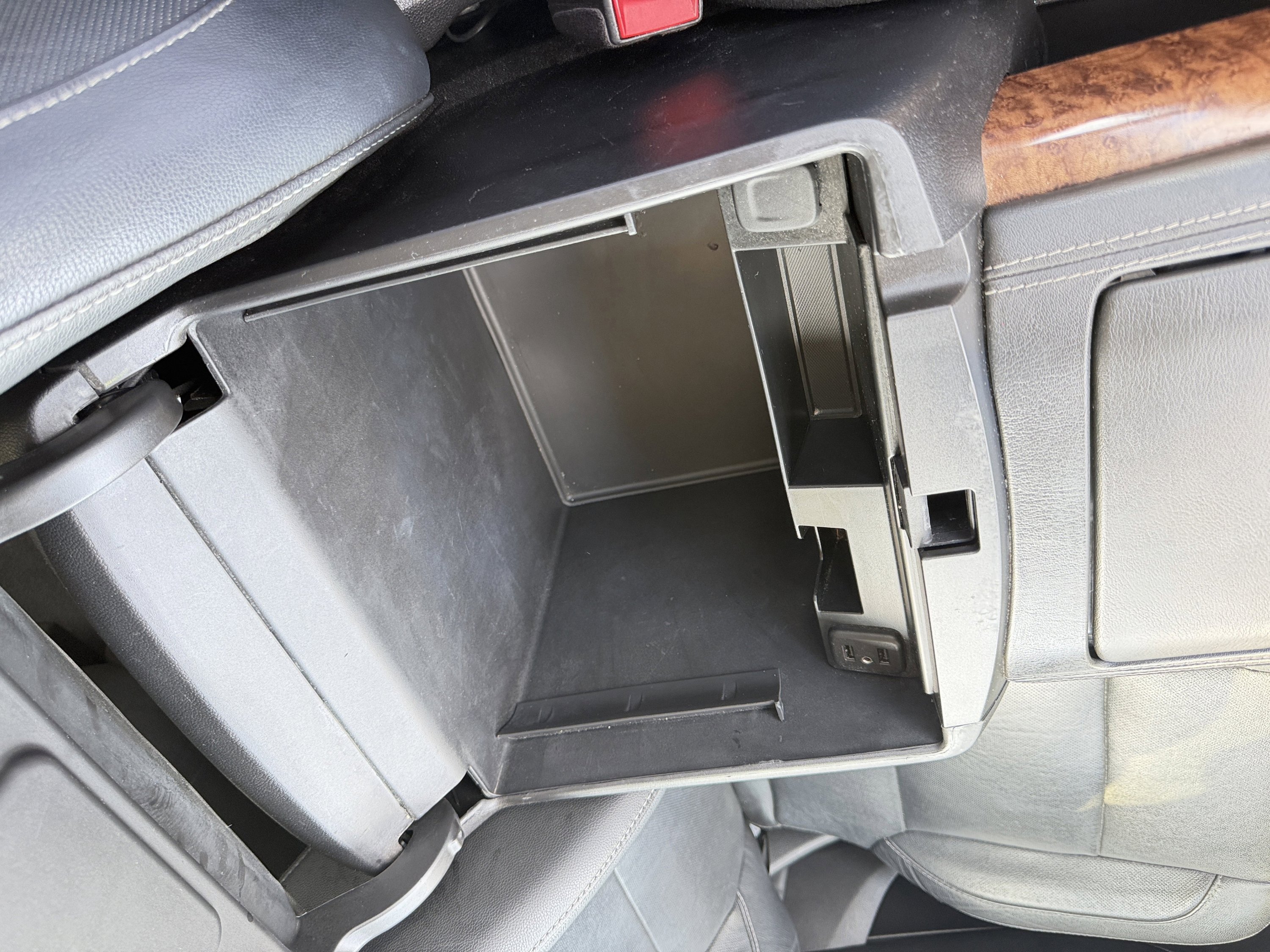 Used 2020 Chevrolet Suburban Premier image 62