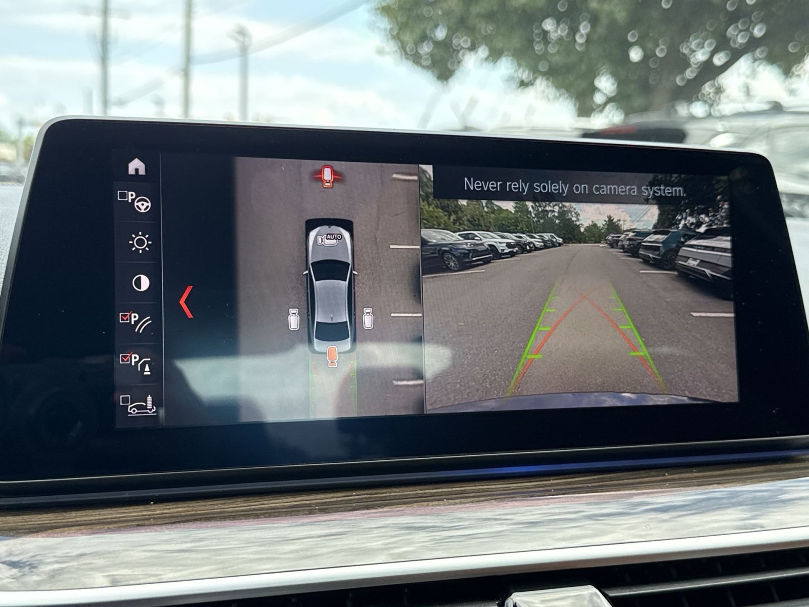 Used 2019 BMW 540i xDrive AWD/4WD image 19