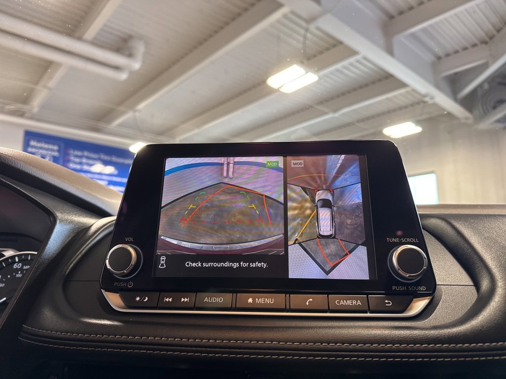 Used 2021 Nissan Rogue SV w/ Premium Package image 14