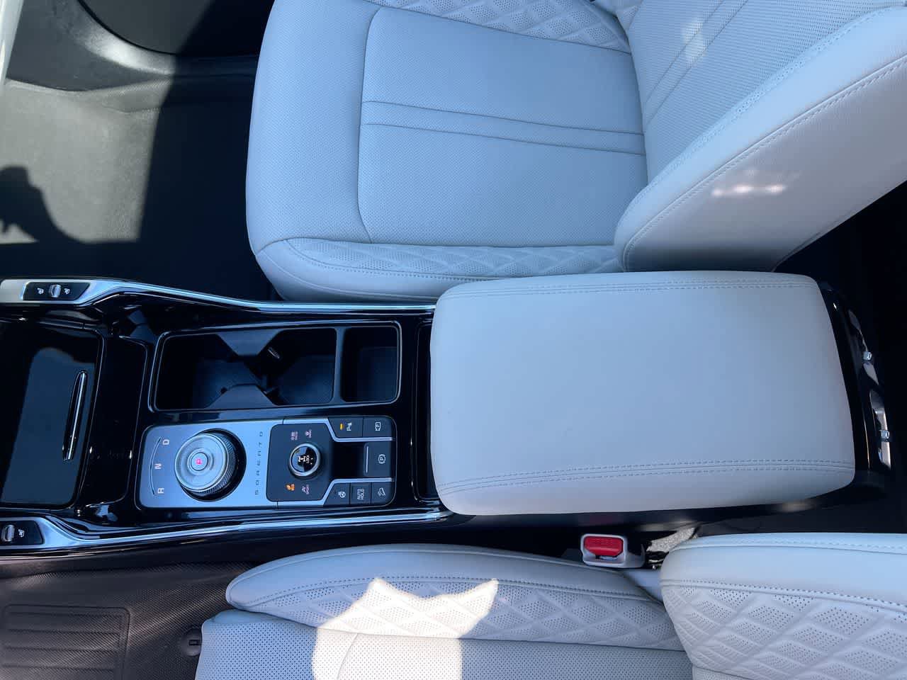 Certified 2025 Kia Sorento SX Prestige AWD/4WD image 21